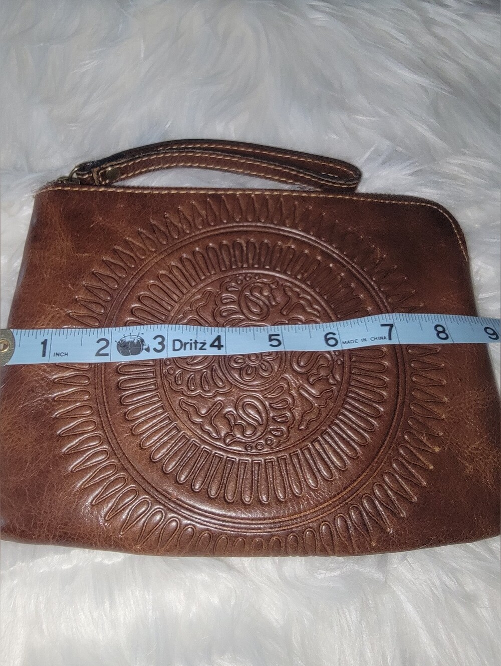 Patricia Nash Leather Embossed Tooled Medallion Wristlet - Picture 3 of 5